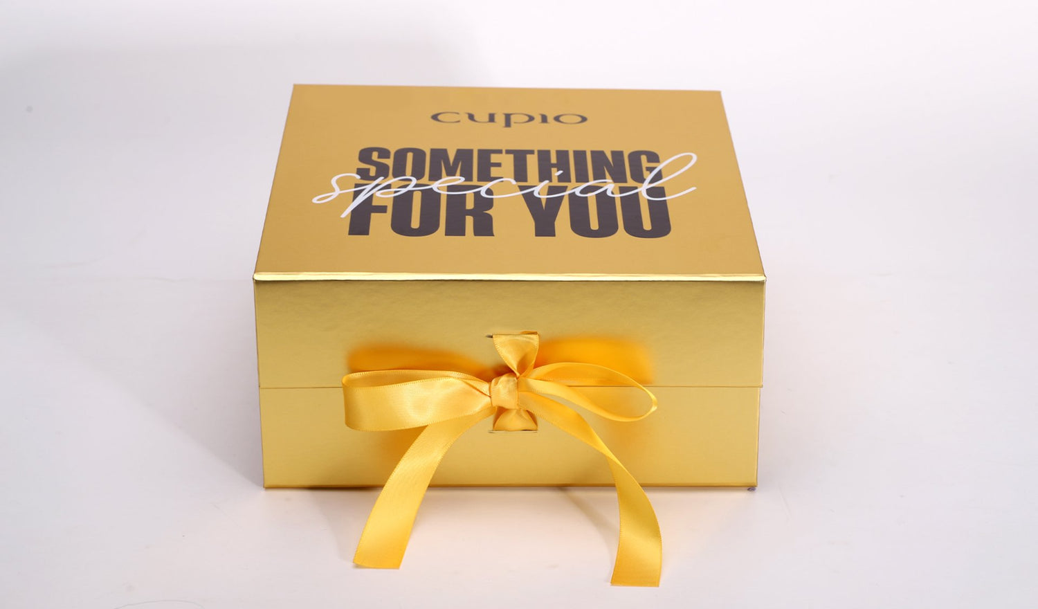 Discover the Versatility of our Collapsible Paper Box with Ribbon: Perfect for Any Occasion