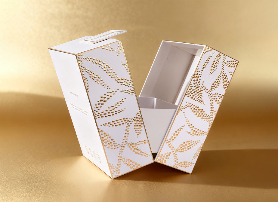 Perfume packaging box with hot foil logo