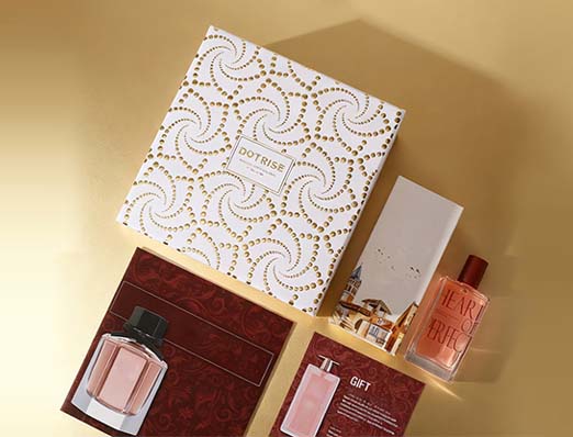 Perfume packaging box with hot foil logo