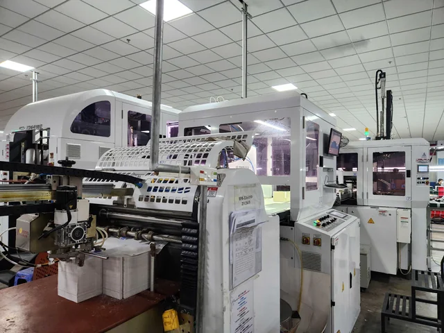 Packaging machinery and paper stacks