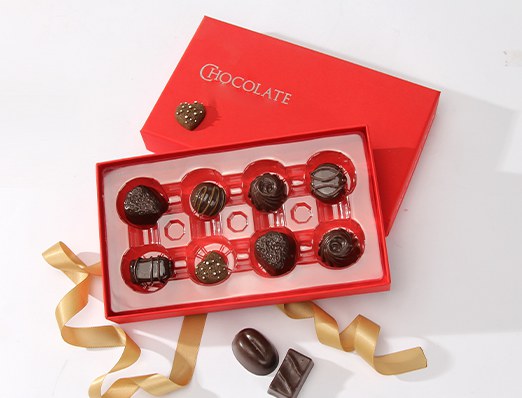 Rigid chocolate box with blister