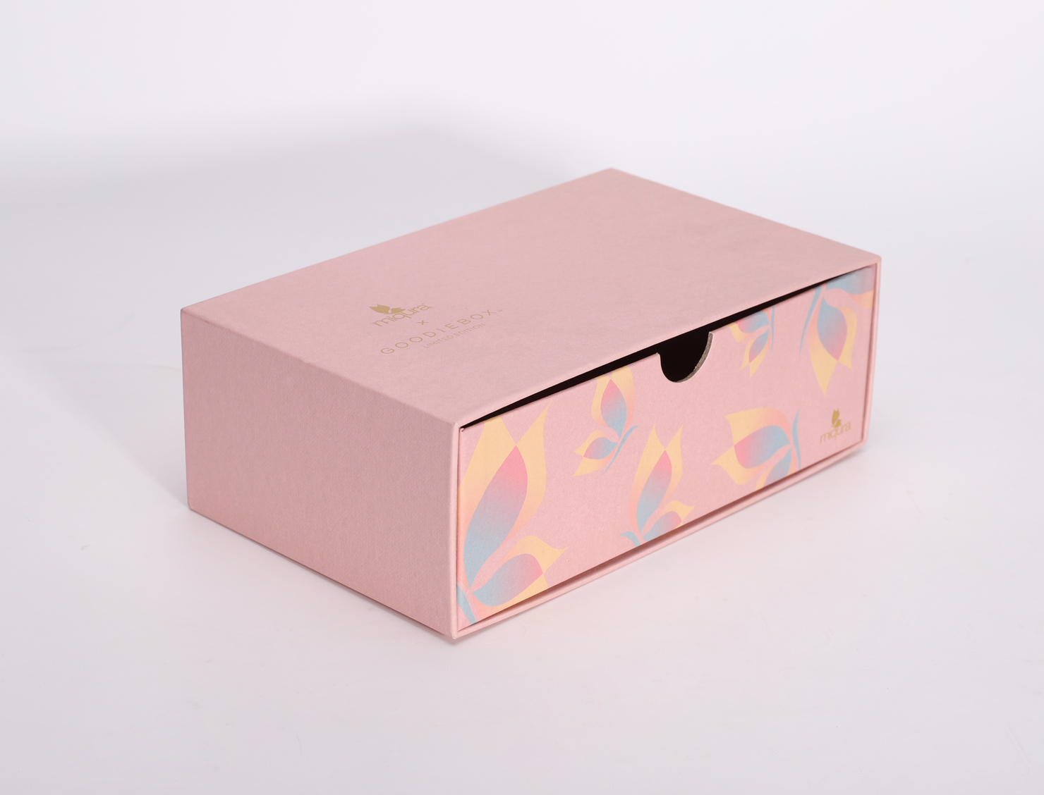Pink drawer paper box