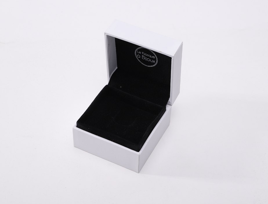 white jewelry paper box