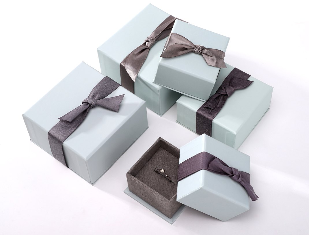 Jewelry paper box