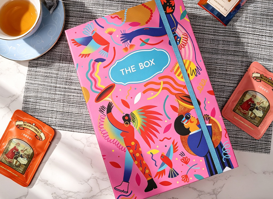 Tea Folding Box Secured with Rubber Band – Eco-Friendly Paper Packaging