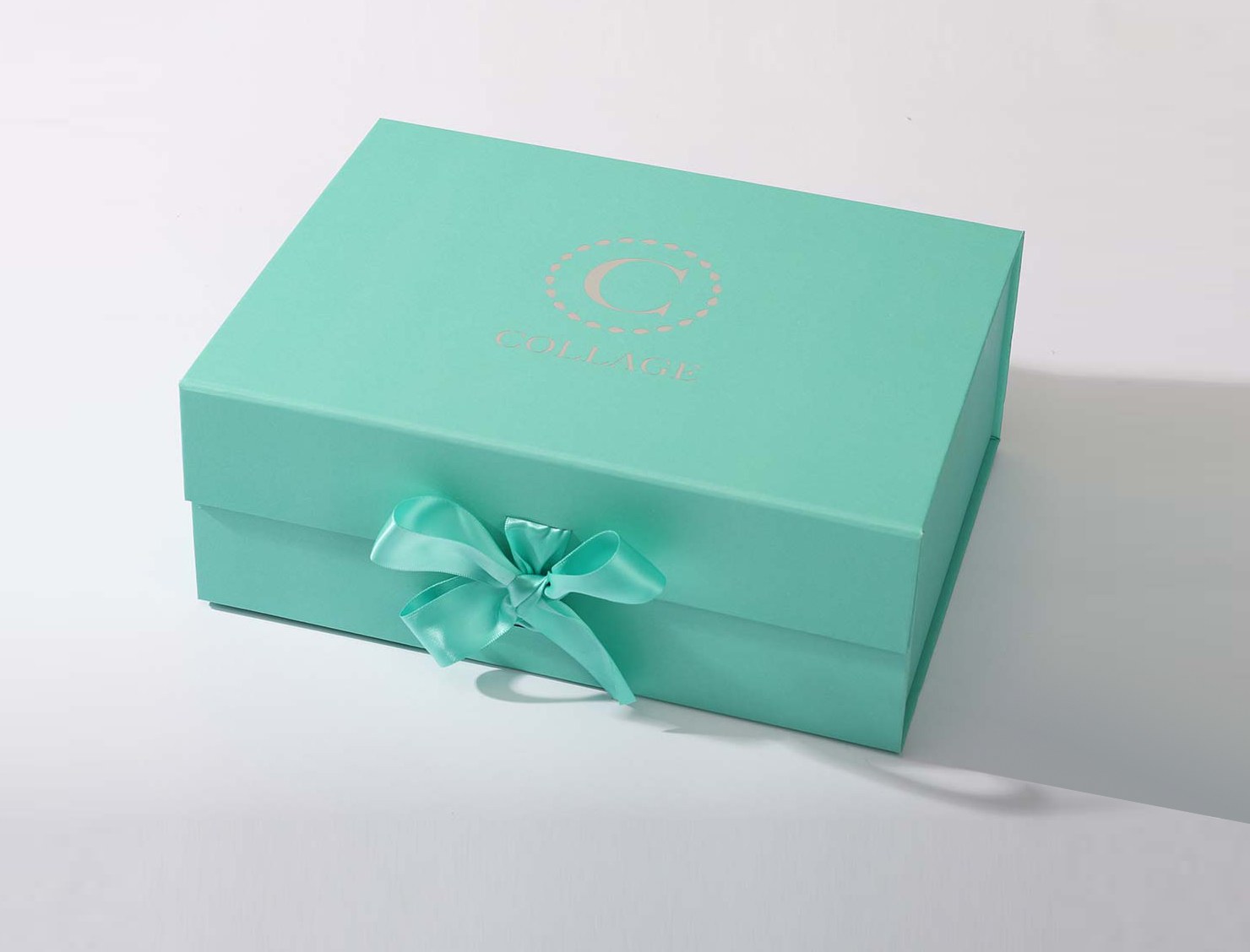 dress clothing apparel gift paper box