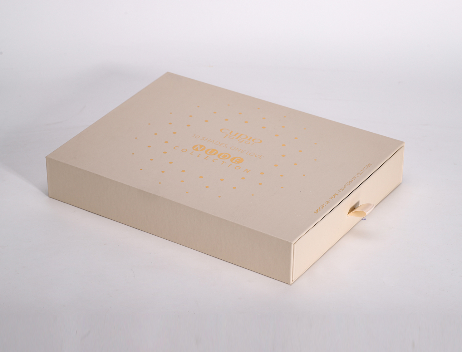 white drawer paper box